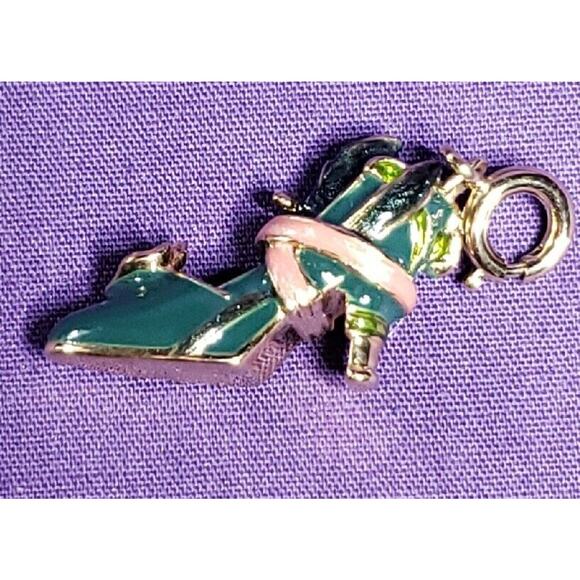 Vintage Kenneth J Lane Signed Shoe Charm Pink & Green Enamel On Gold Tone Metal - Picture 4 of 9
